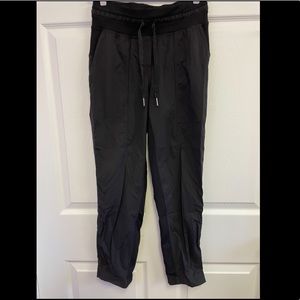 Lululemon dance studio crop pants